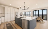 909 32nd Ave S3